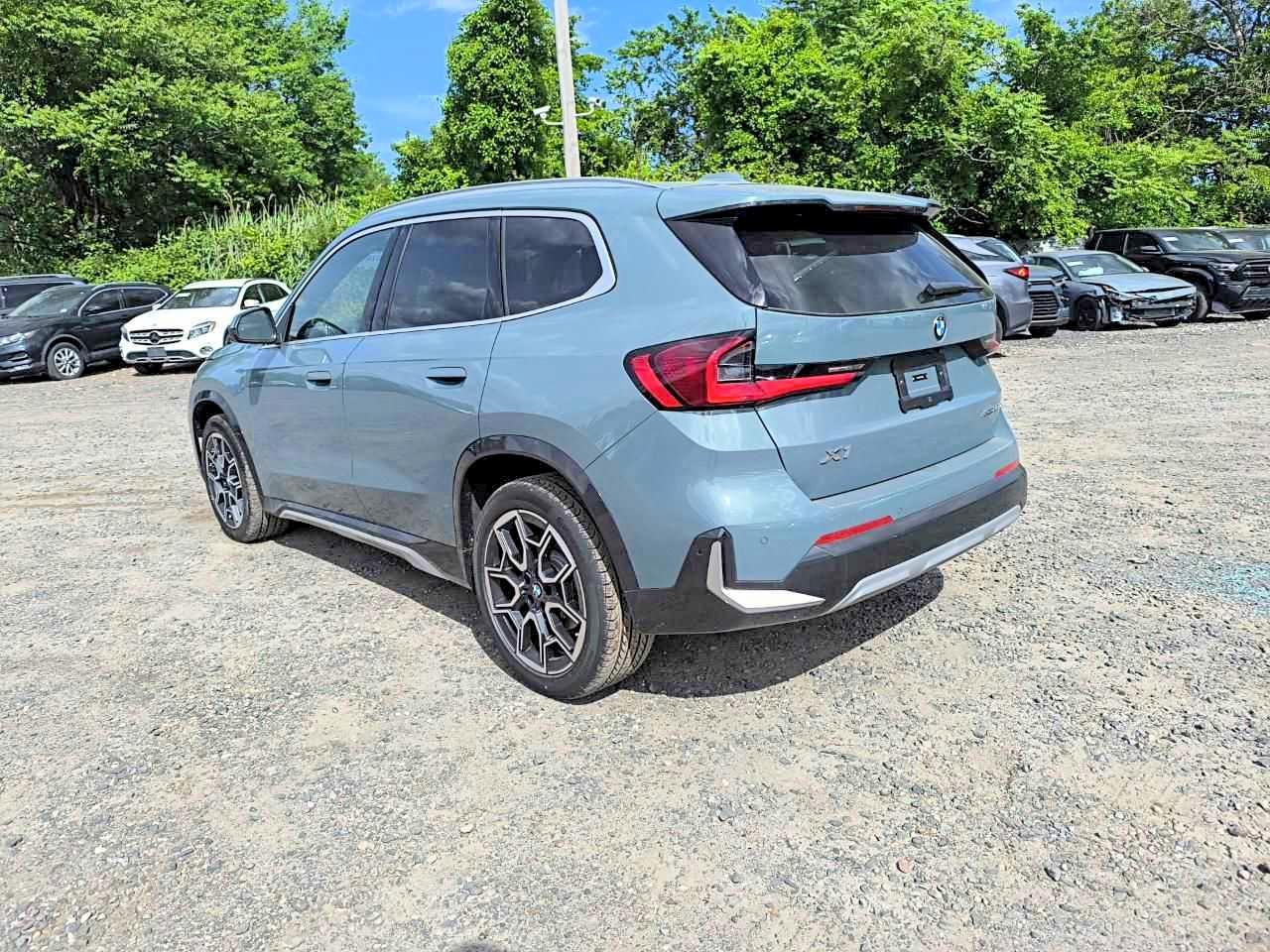 2026 BMW X1 xDrive28I - zdjęcie 2
