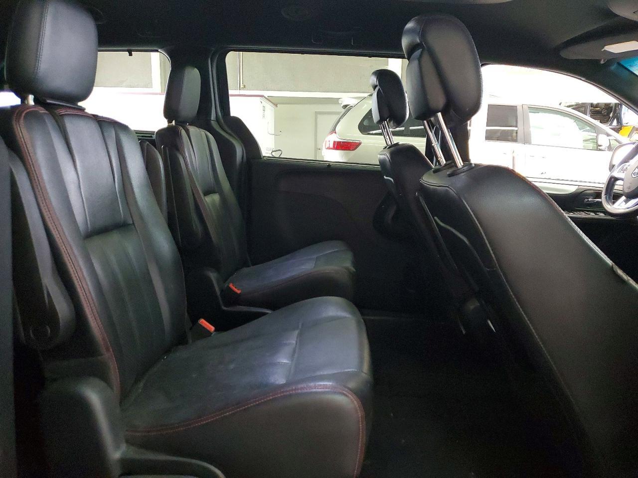 2017 Dodge Grand Caravan Gt - zdjęcie 11