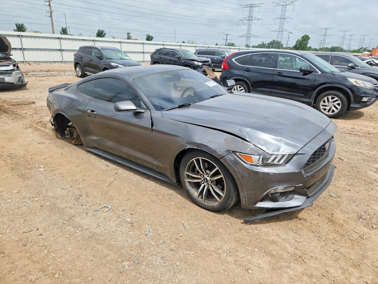 2015 Ford Mustang - zdjęcie 4