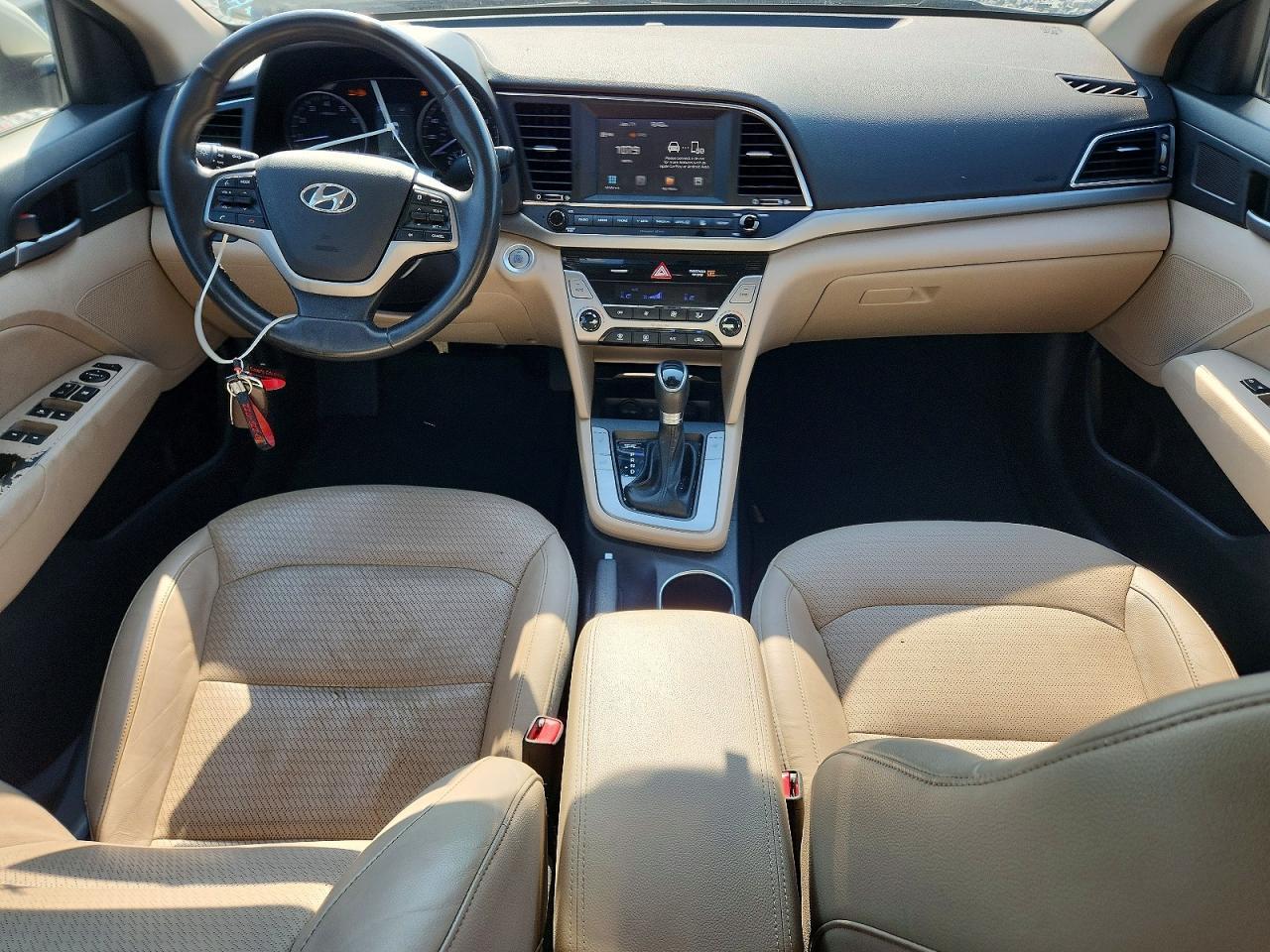 2017 Hyundai Elantra Limited - zdjęcie 8