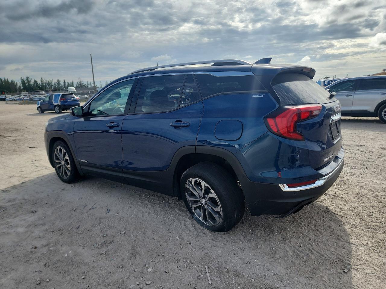 2019 GMC Terrain Slt - zdjęcie 2