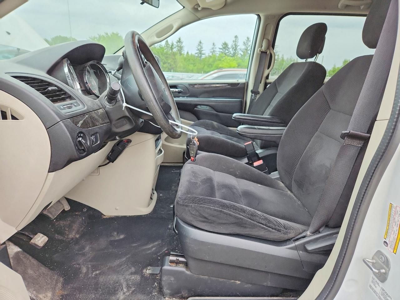 2014 Dodge Caravan - zdjęcie 7
