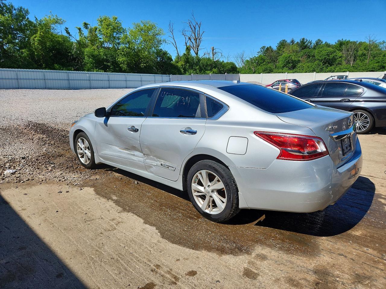 2013 Nissan Altima 2.5/S/Sv/Sl - zdjęcie 2