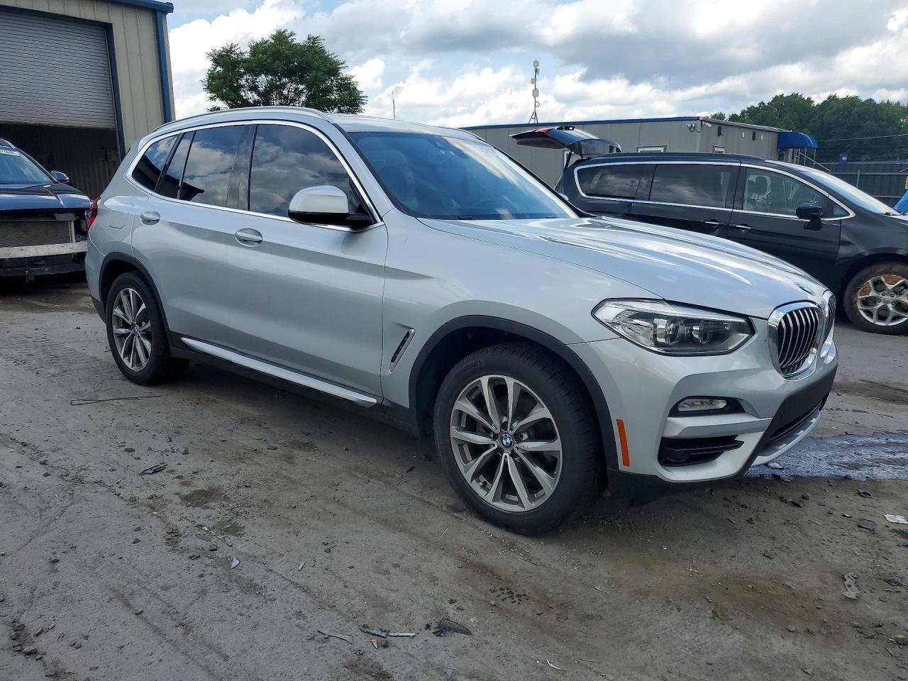 2019 BMW X3 xDrive30I - zdjęcie 4