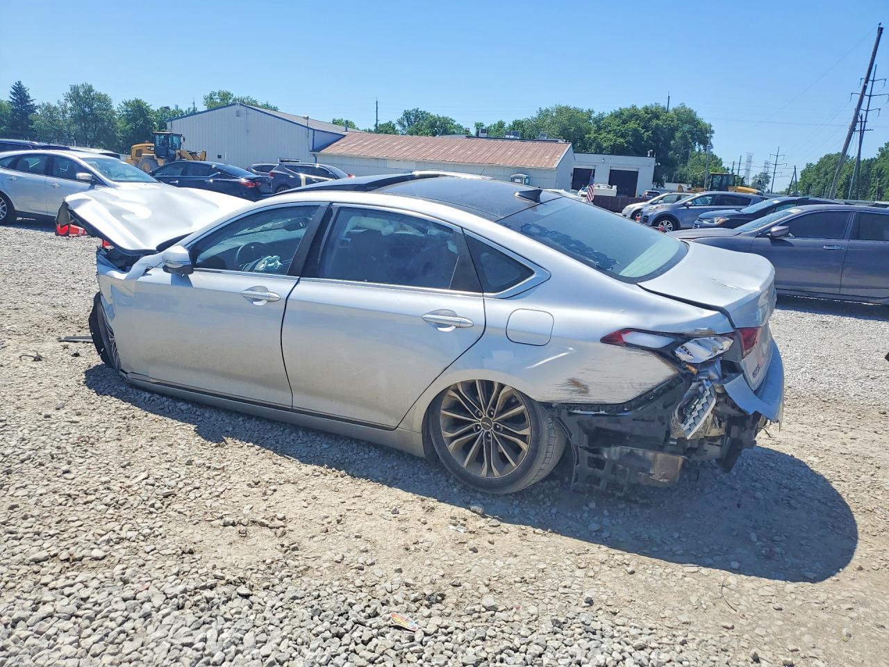 2015 Hyundai Genesis 3.8L - zdjęcie 2