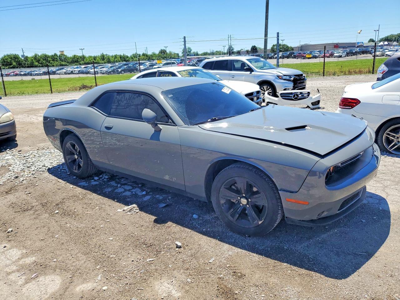 2023 Dodge Challenger Sxt - zdjęcie 4