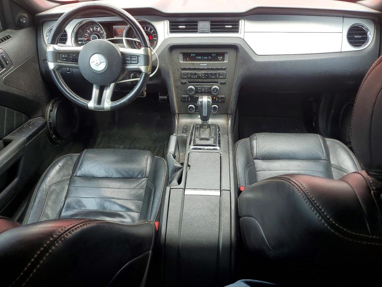 2013 Ford Mustang - zdjęcie 8