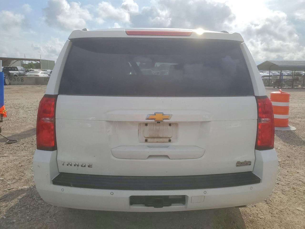 2018 Chevrolet Tahoe C1500 Lt - zdjęcie 6