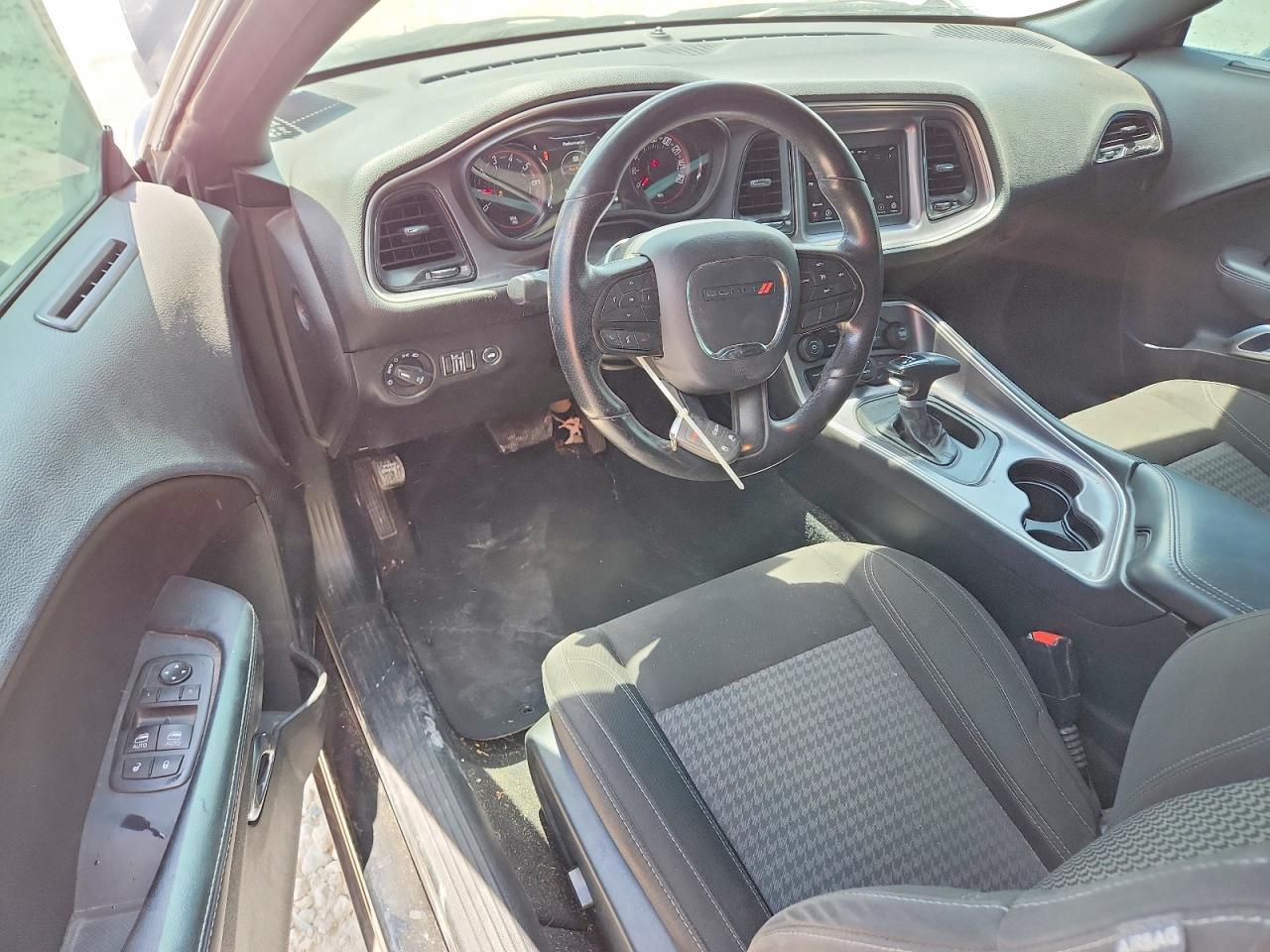 2020 Dodge Challenger Sxt - zdjęcie 8