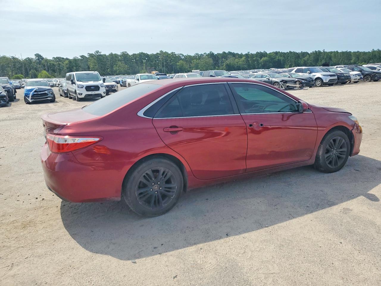 2016 Toyota Camry Se - zdjęcie 3