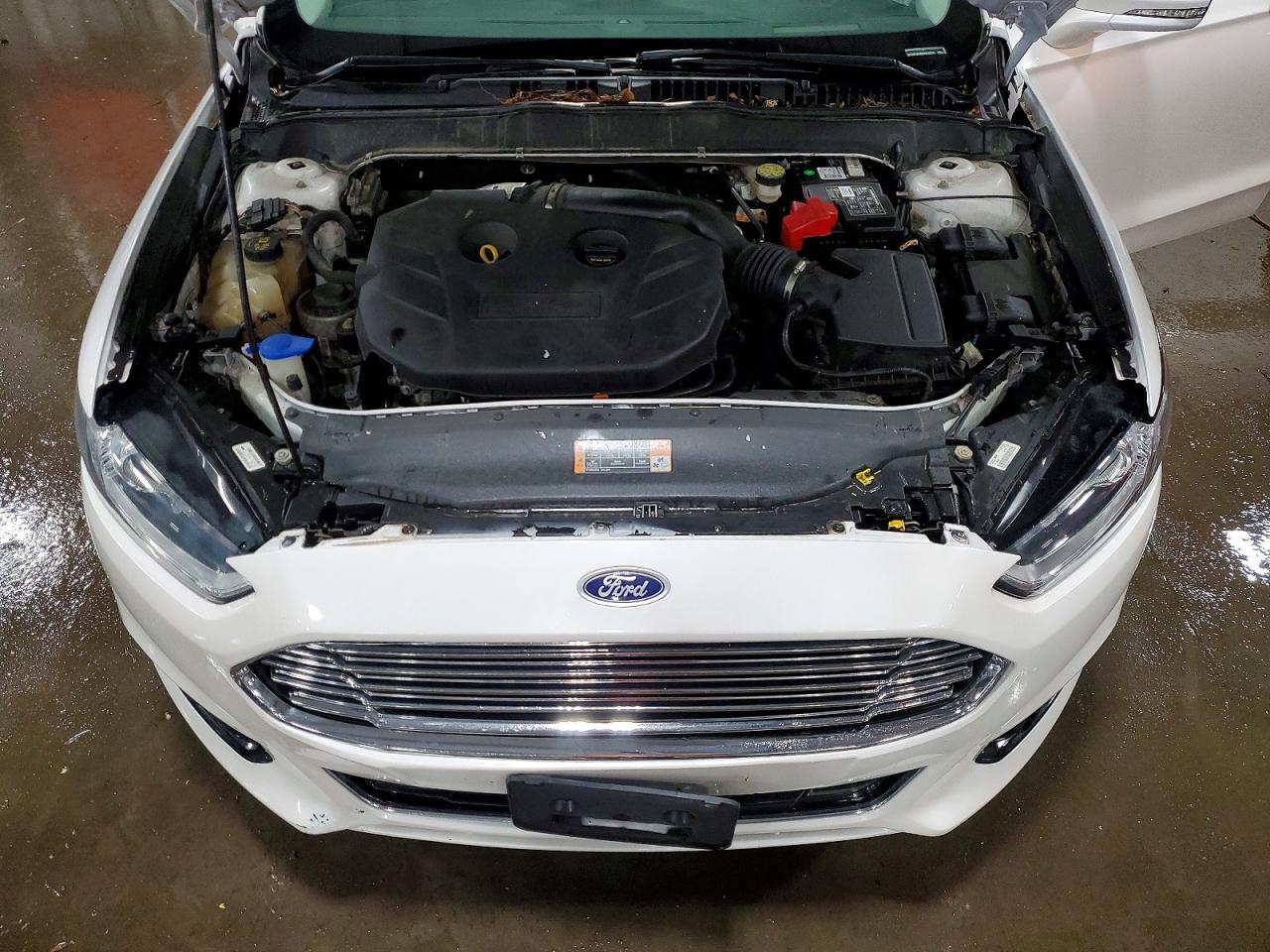 2016 Ford Fusion Titanium - zdjęcie 11