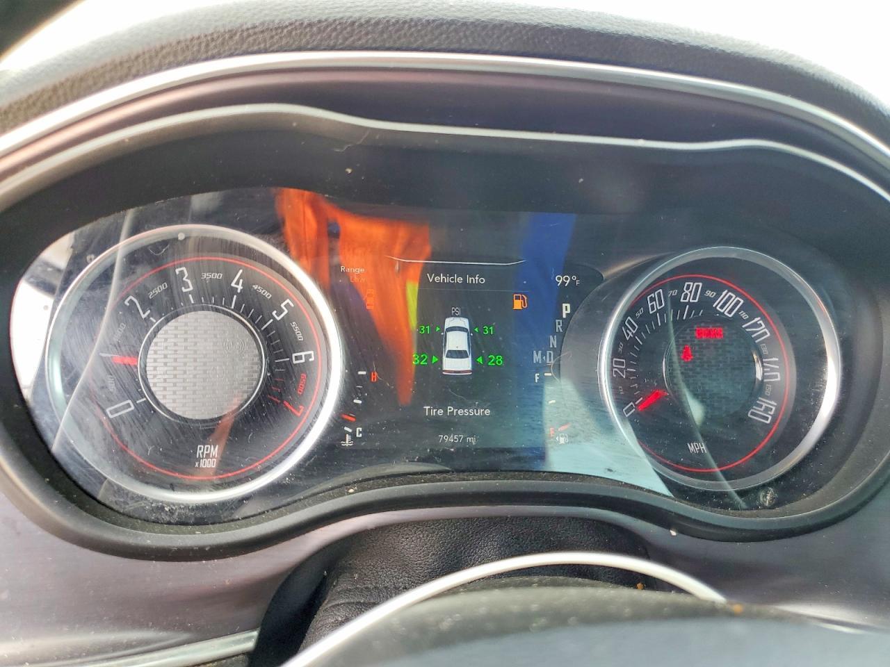 2017 Dodge Challenger Sxt - zdjęcie 9
