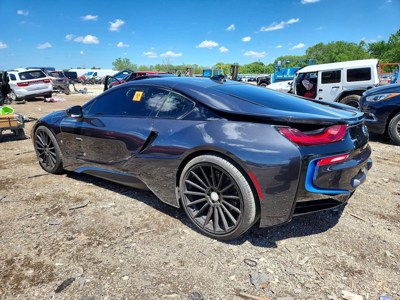 2015 BMW I8 - zdjęcie 2