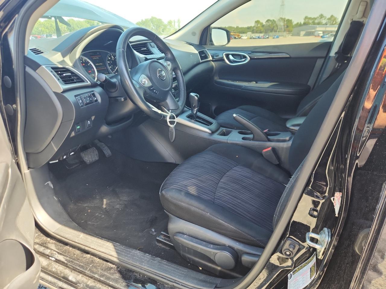 2019 Nissan Sentra Sv - zdjęcie 7