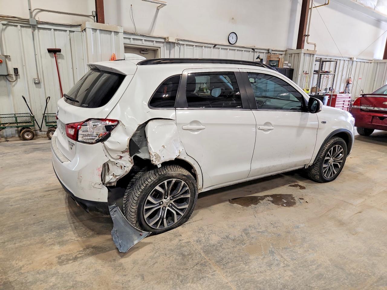 2017 Mitsubishi Outlander Sport Sel - zdjęcie 3