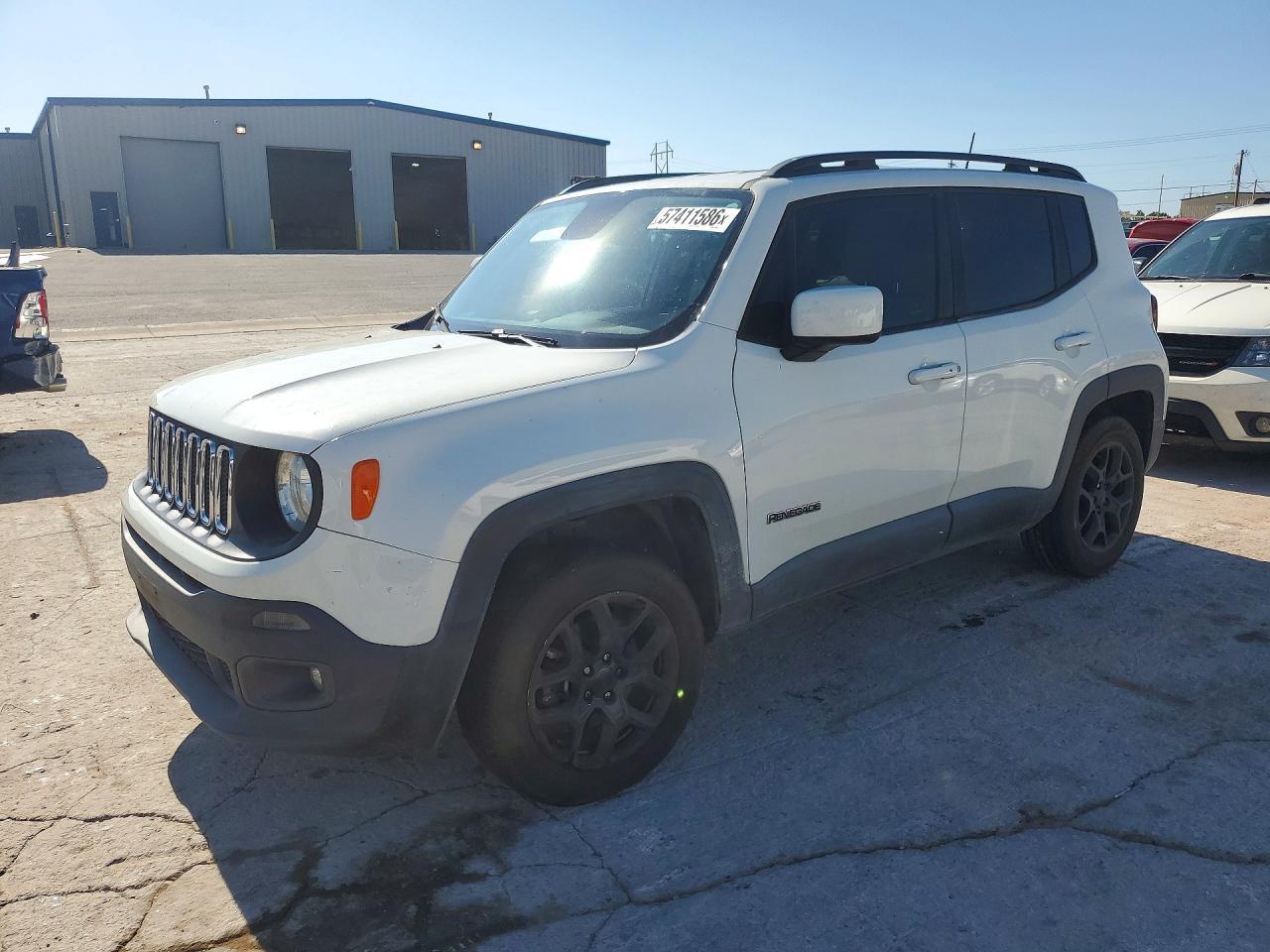 2018 Jeep Renegade Latitude - zdjęcie główne