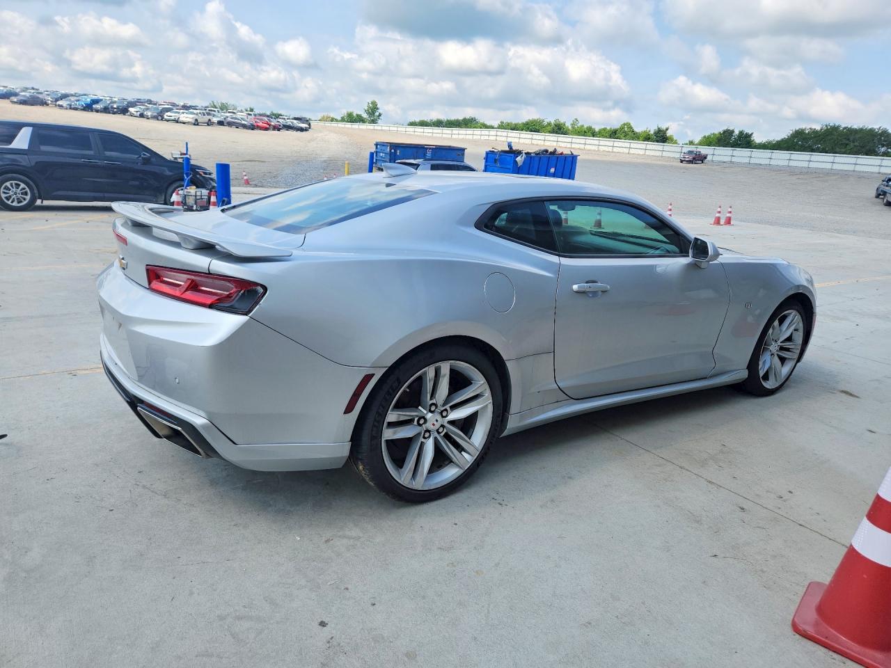 2017 Chevrolet Camaro Ss - zdjęcie 3