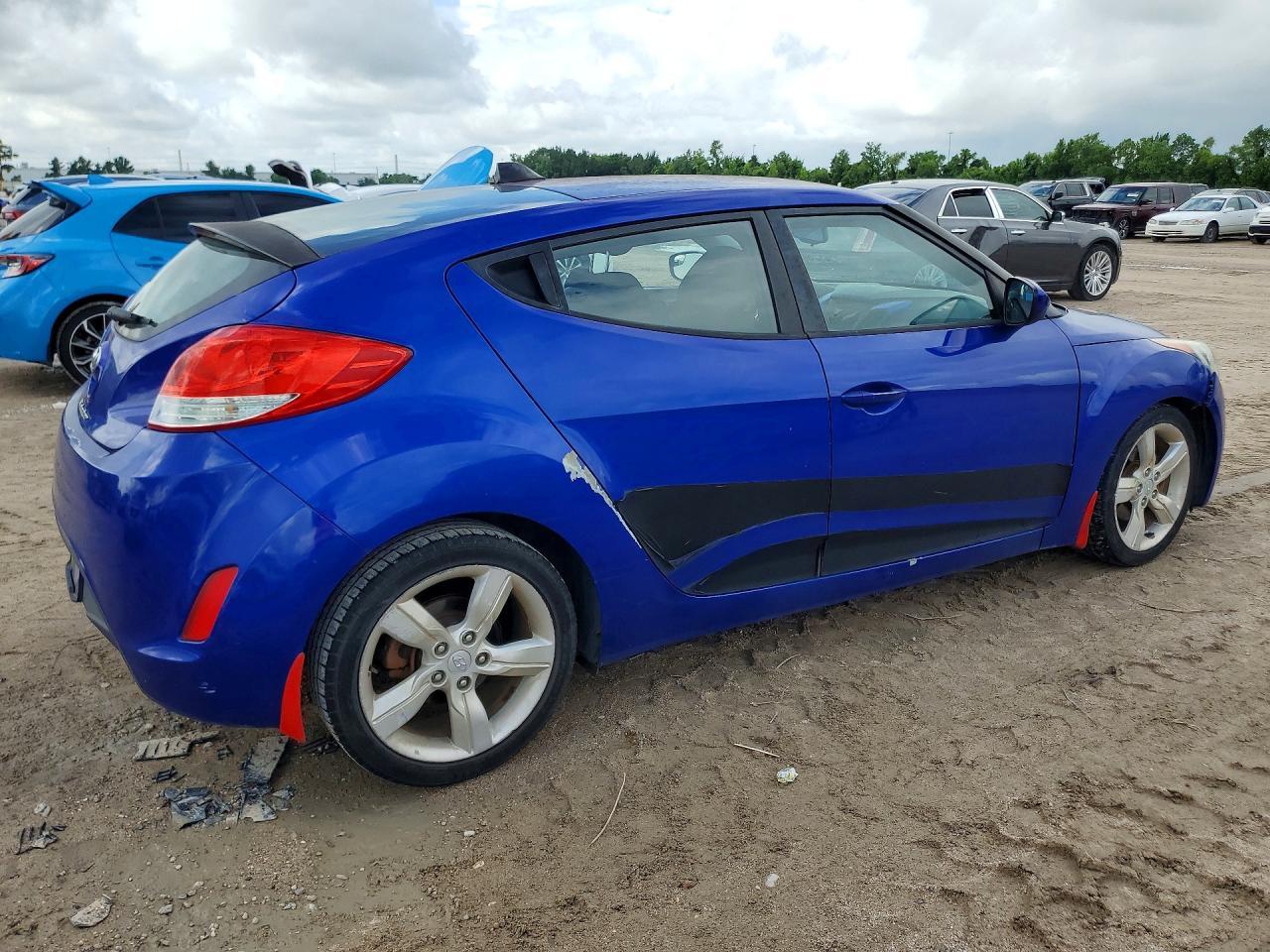 2014 Hyundai Veloster Base - zdjęcie 3
