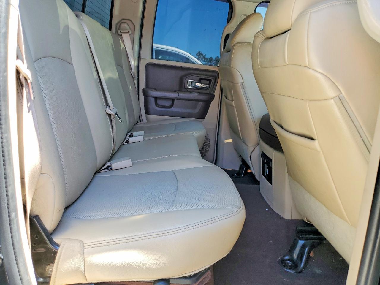 2014 Ram 1500 Laramie - zdjęcie 10