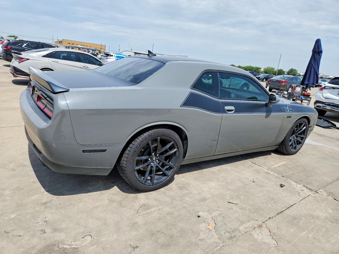 2017 Dodge Challenger R/T 392 - zdjęcie 3