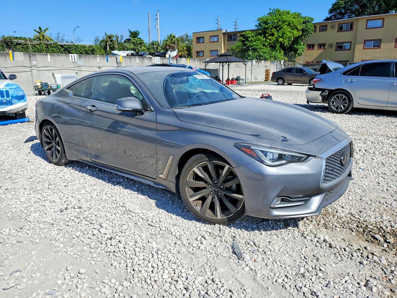 2022 Infiniti Q60 Luxe - zdjęcie 4