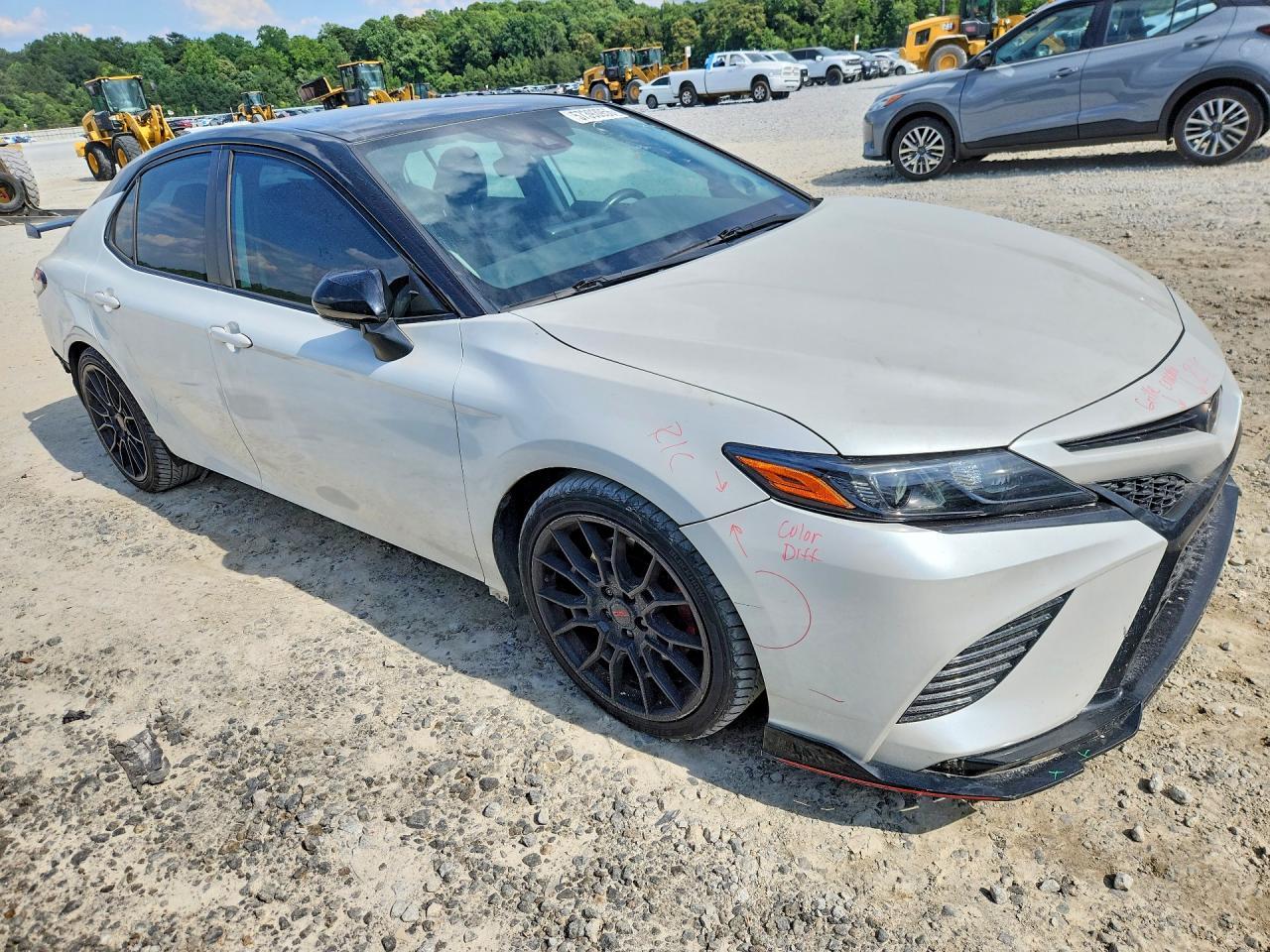 2022 Toyota Camry Trd - zdjęcie 4
