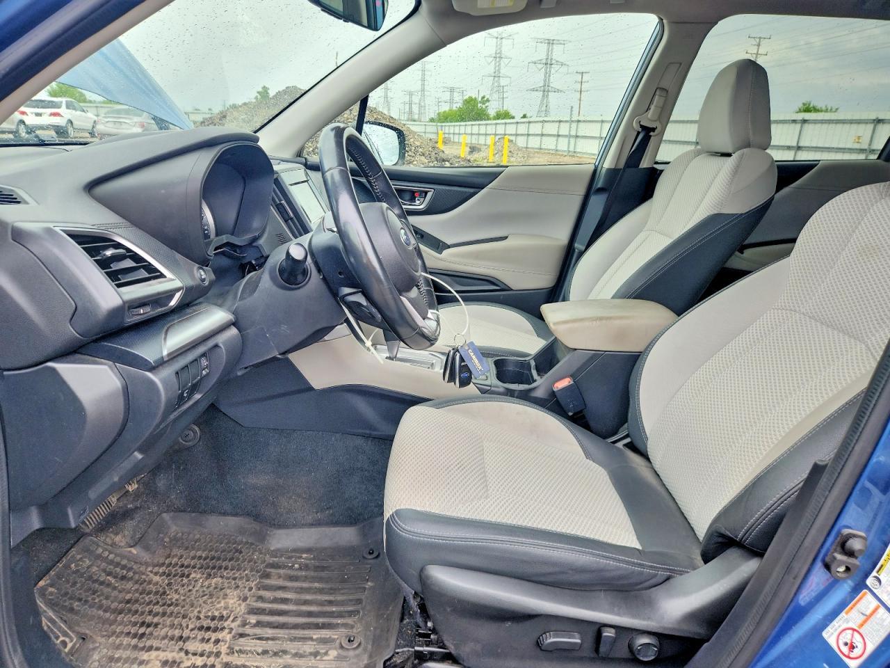2020 Subaru Forester Premium - zdjęcie 7