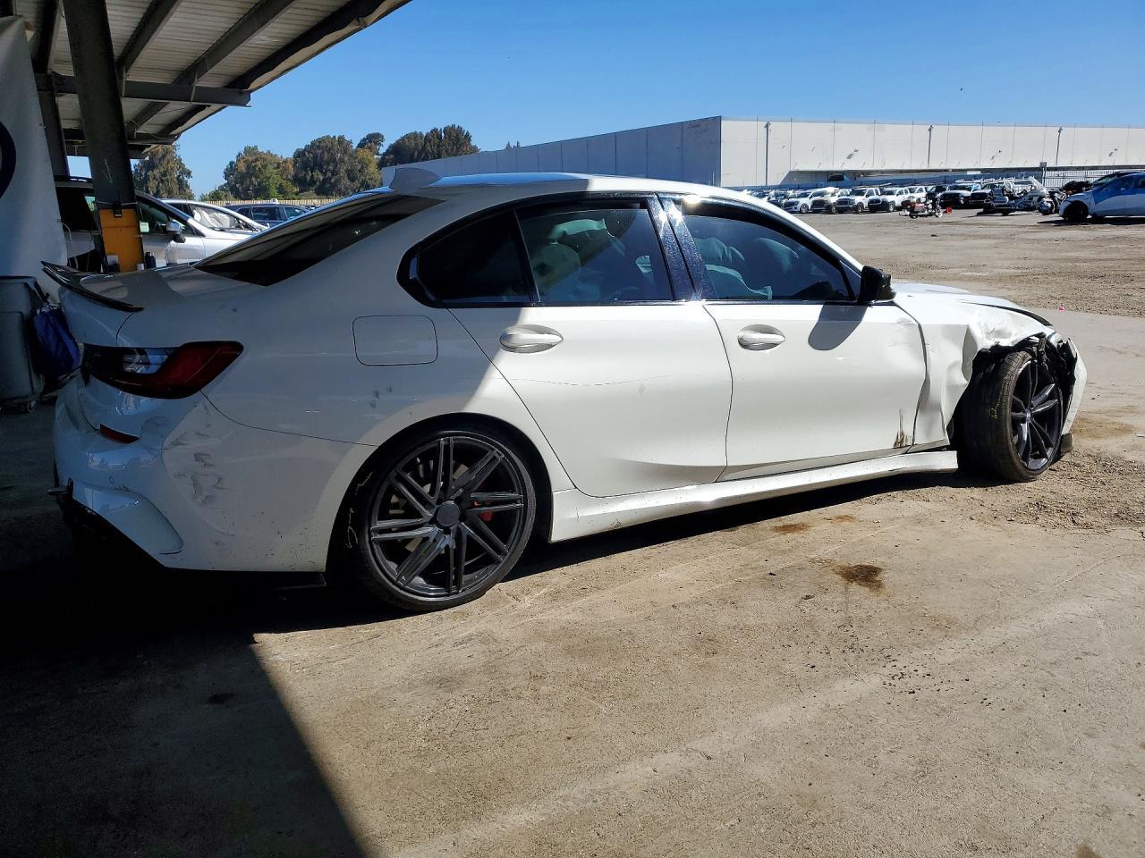 BMW Seria 3 - zdjęcie 3