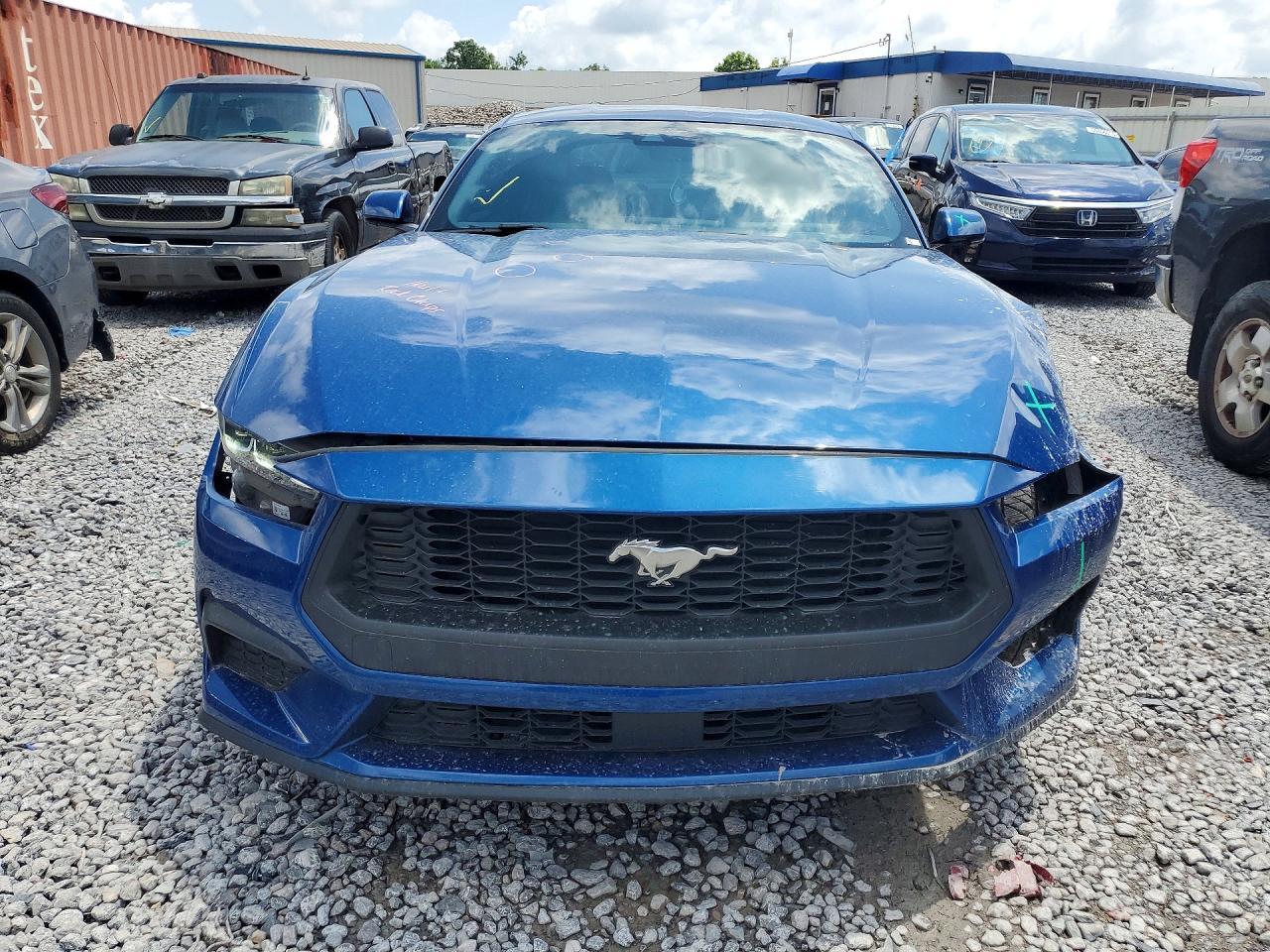 2024 Ford Mustang - zdjęcie 5