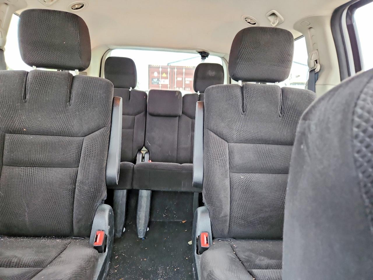 2014 Dodge Caravan - zdjęcie 10