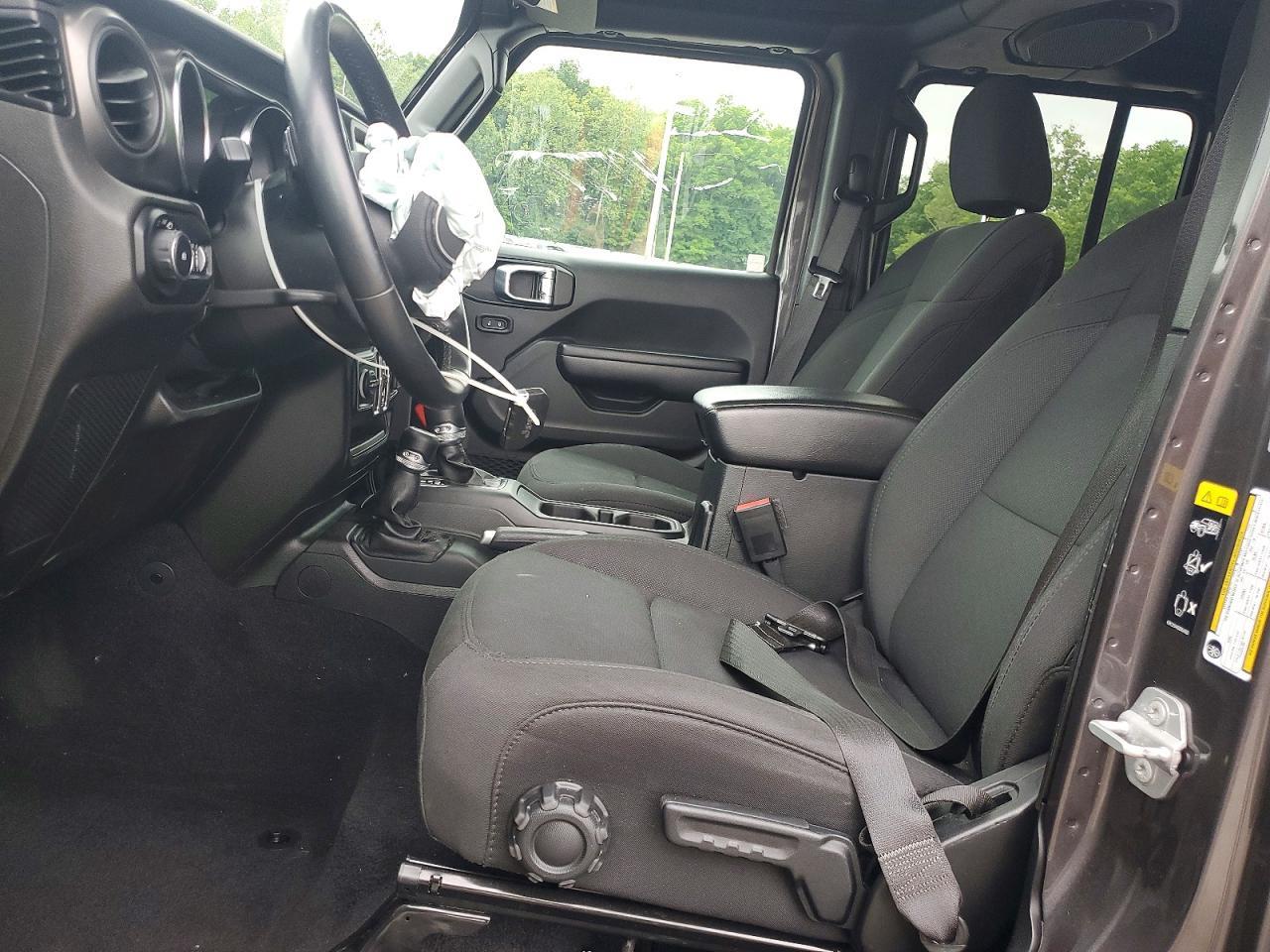 2021 Jeep Wrangler Unlimited Sport - zdjęcie 7