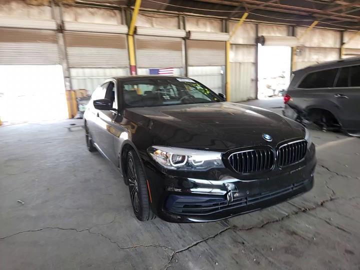 2019 BMW 530E - zdjęcie 13