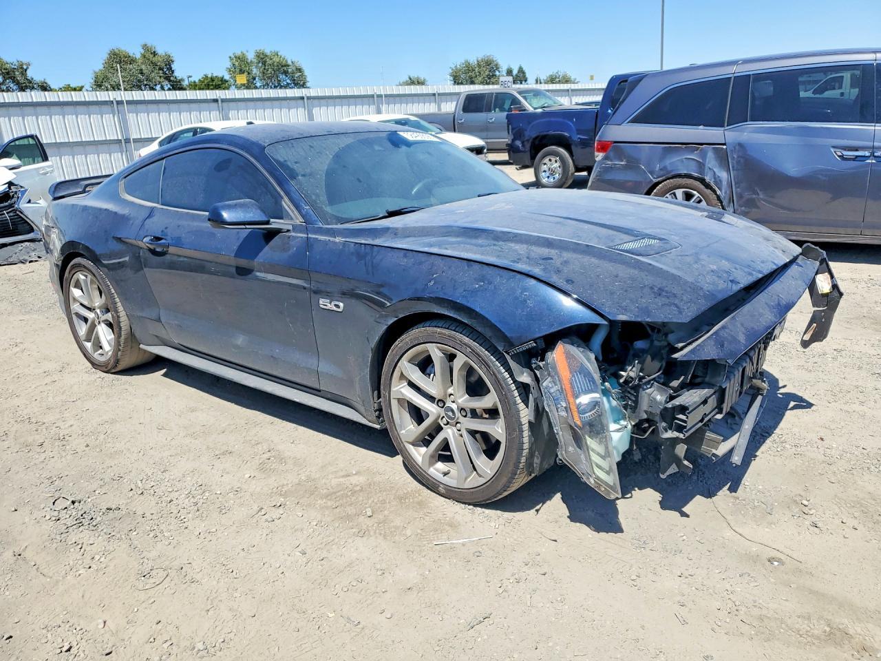 2021 Ford Mustang Gt - zdjęcie 4