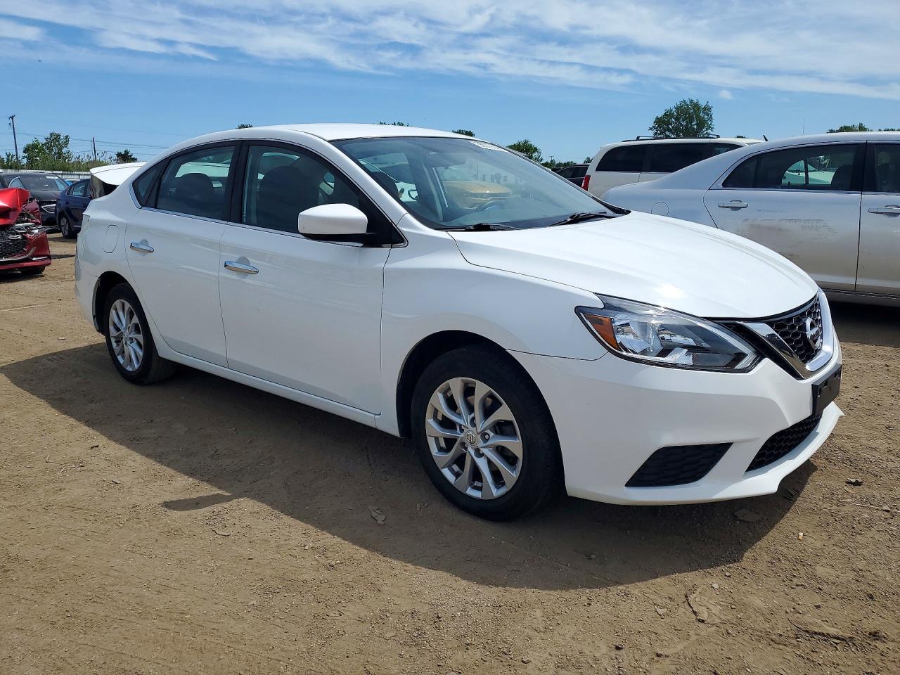 2018 Nissan Sentra S - zdjęcie 4