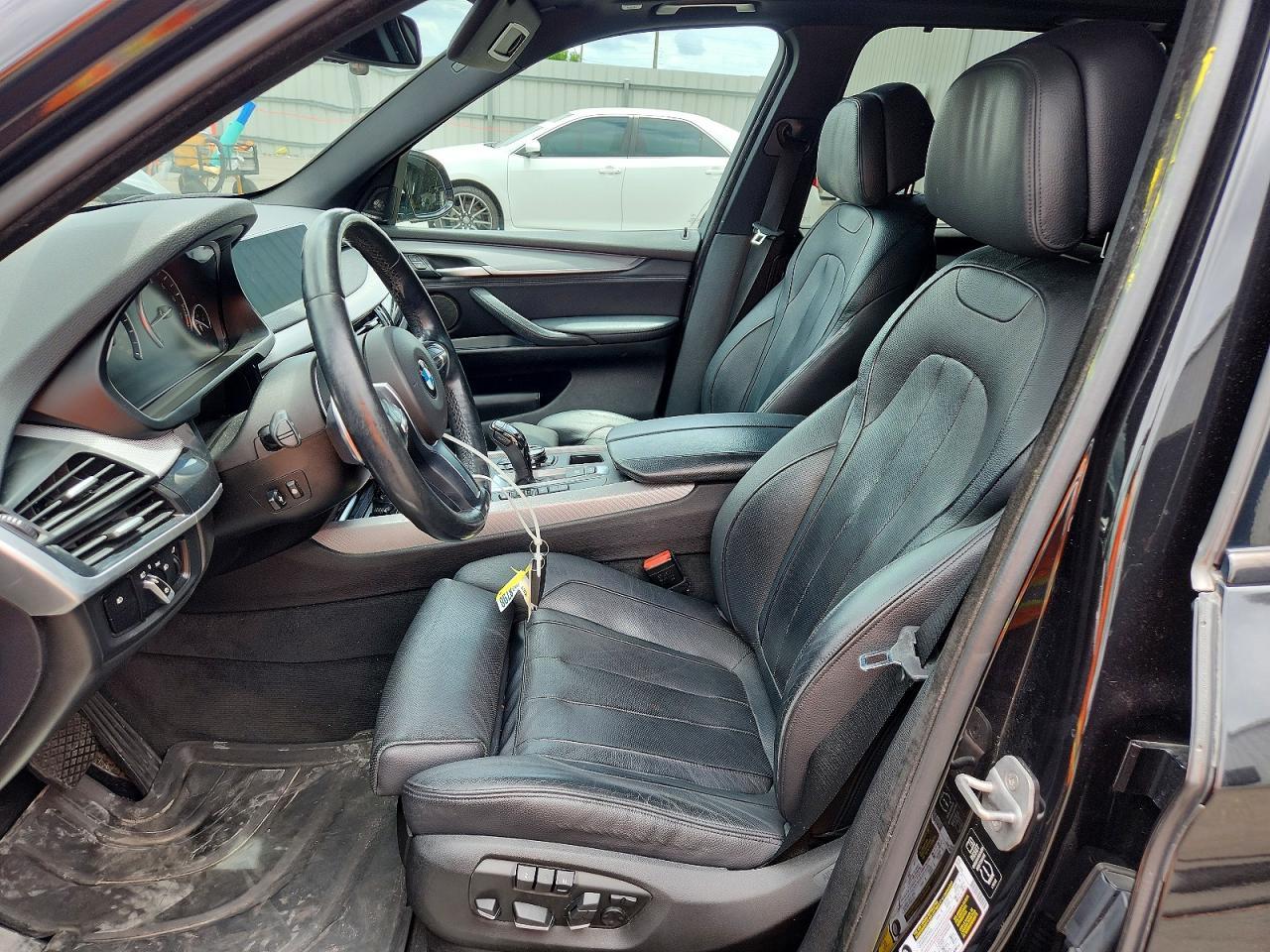 2014 BMW X5 xDrive50I - zdjęcie 7