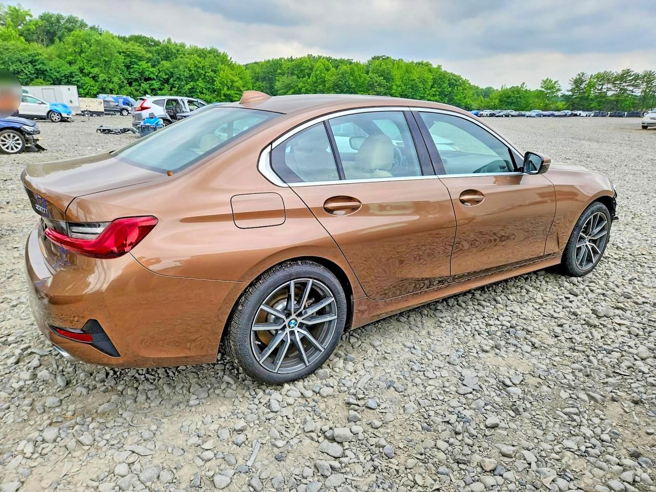 2019 BMW Seria 3 330i - zdjęcie 3