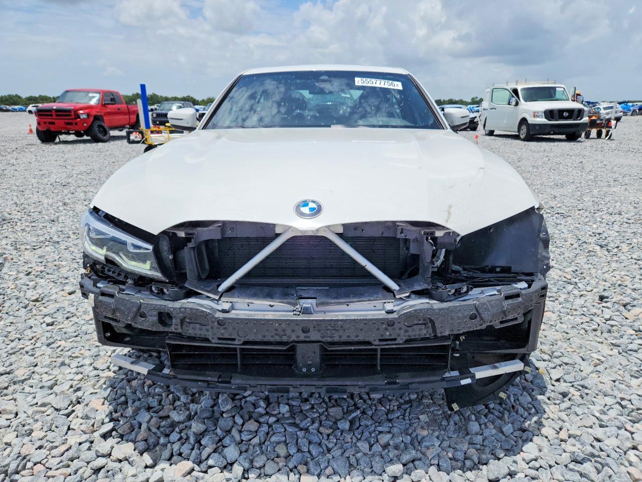 2021 BMW 330Xi - zdjęcie 5