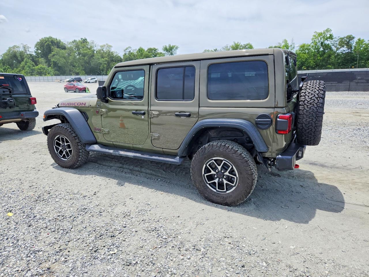 2021 Jeep Wrangler Unlimited Rubicon - zdjęcie 2