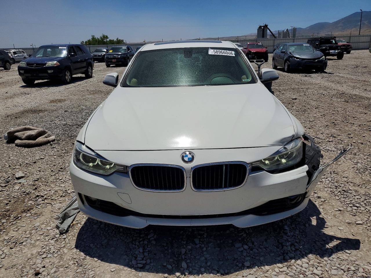 2015 BMW 328 I - zdjęcie 5