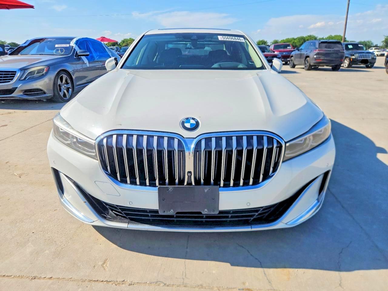 2020 BMW 740 I - zdjęcie 5