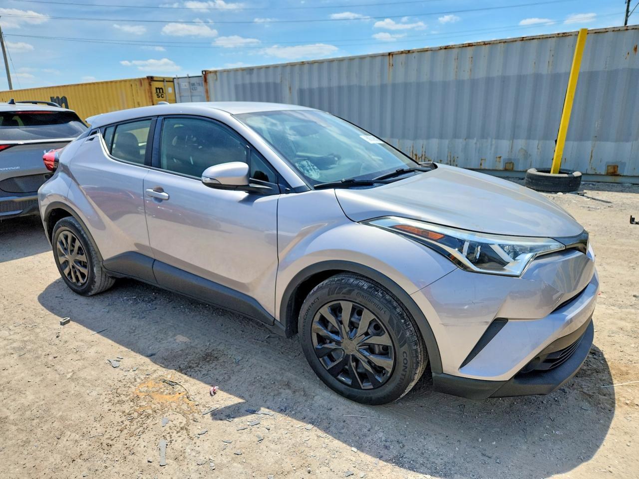 2019 Toyota C-Hr Le - zdjęcie 4