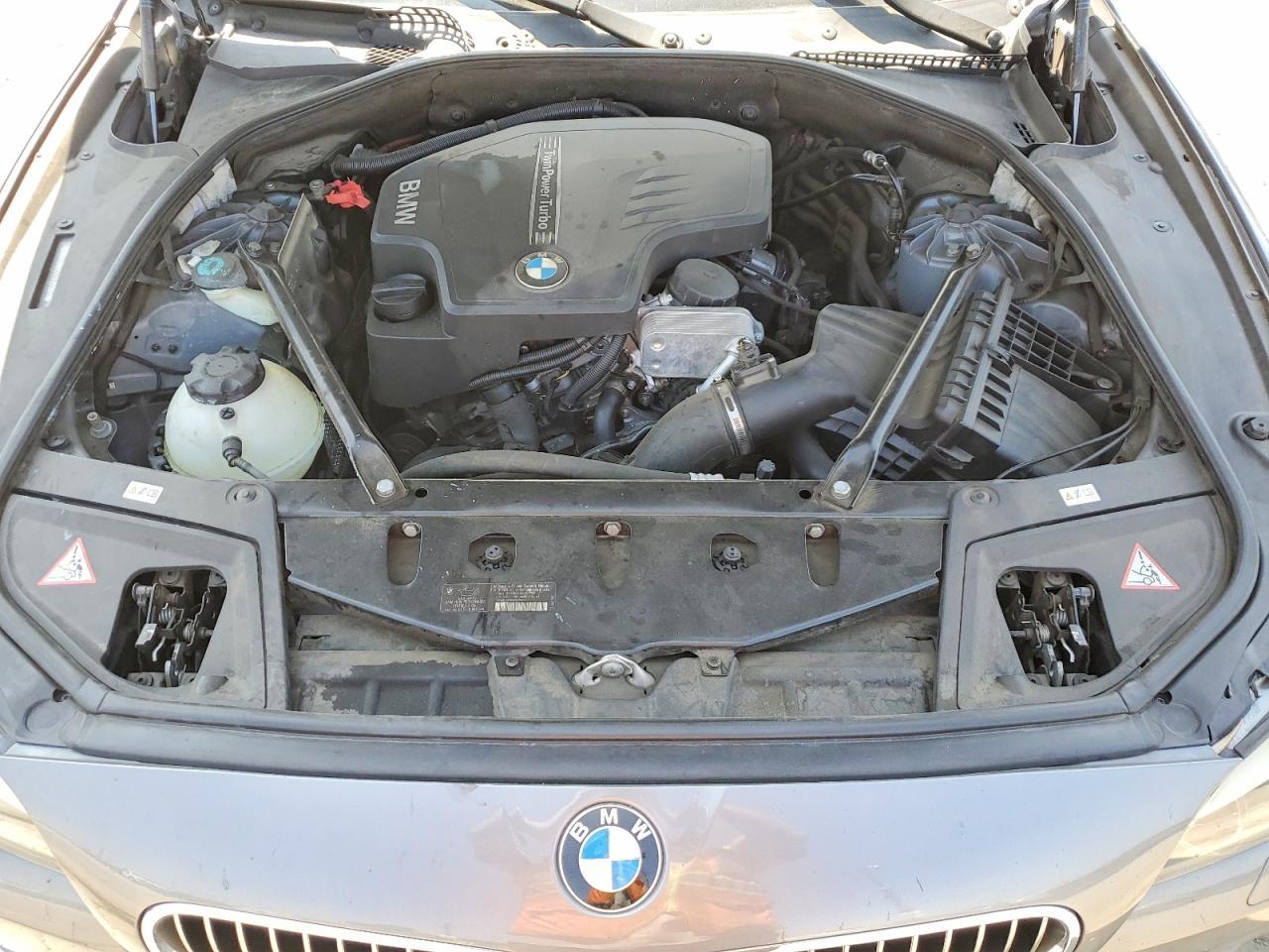 2013 BMW 528 I - zdjęcie 11