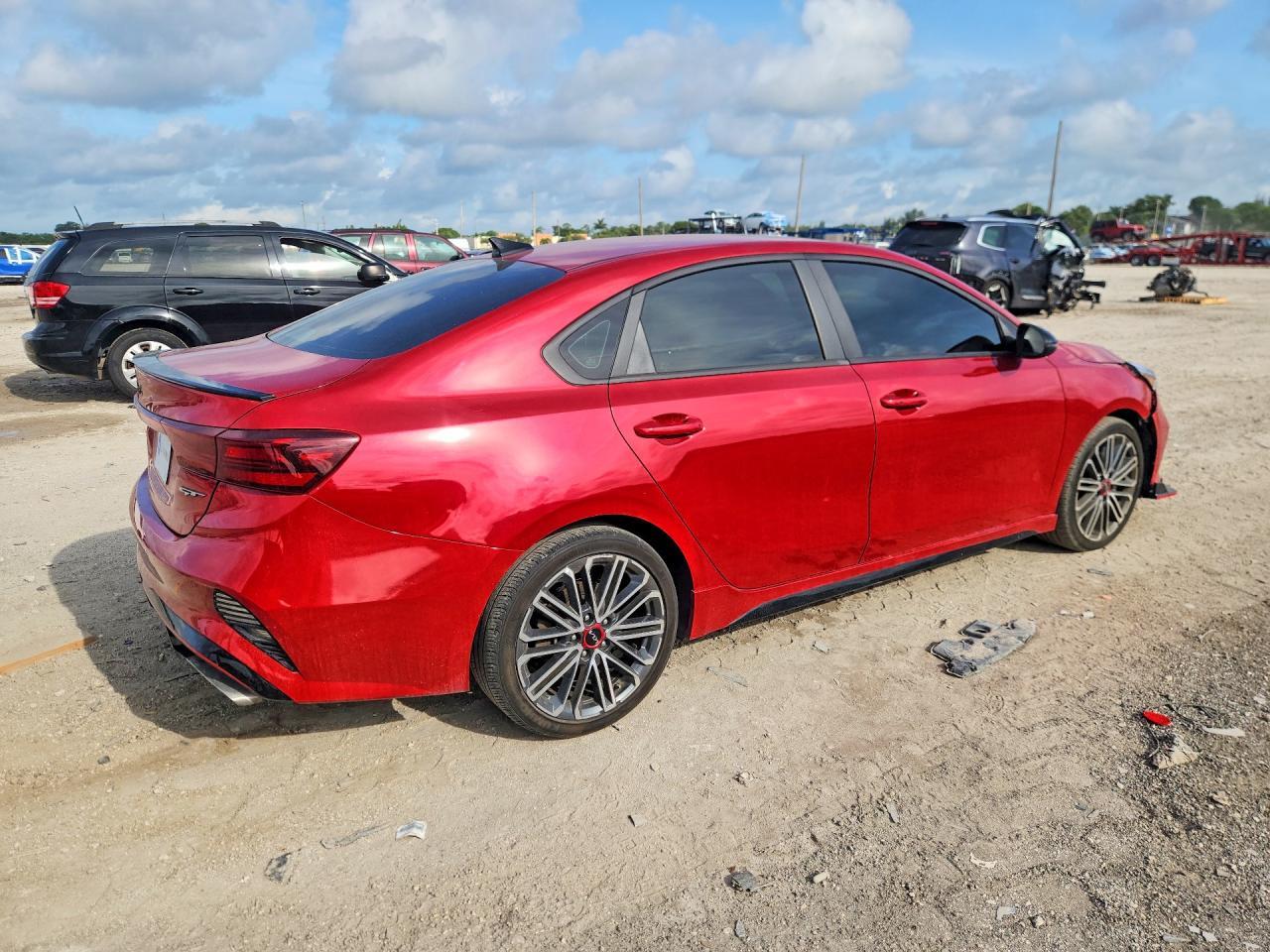 2024 Kia Forte Gt - zdjęcie 3