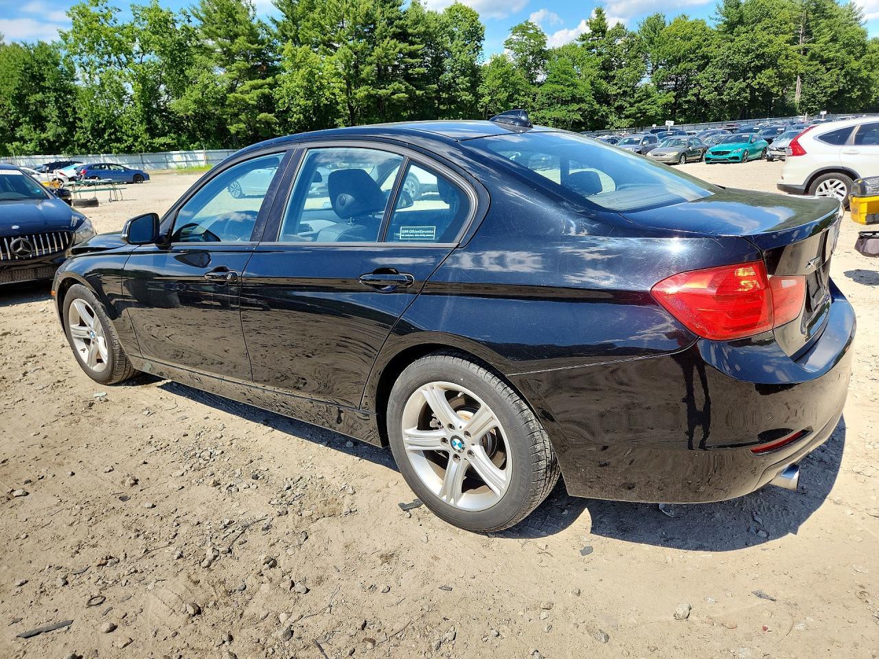 2015 BMW 320 I xDrive - zdjęcie 2
