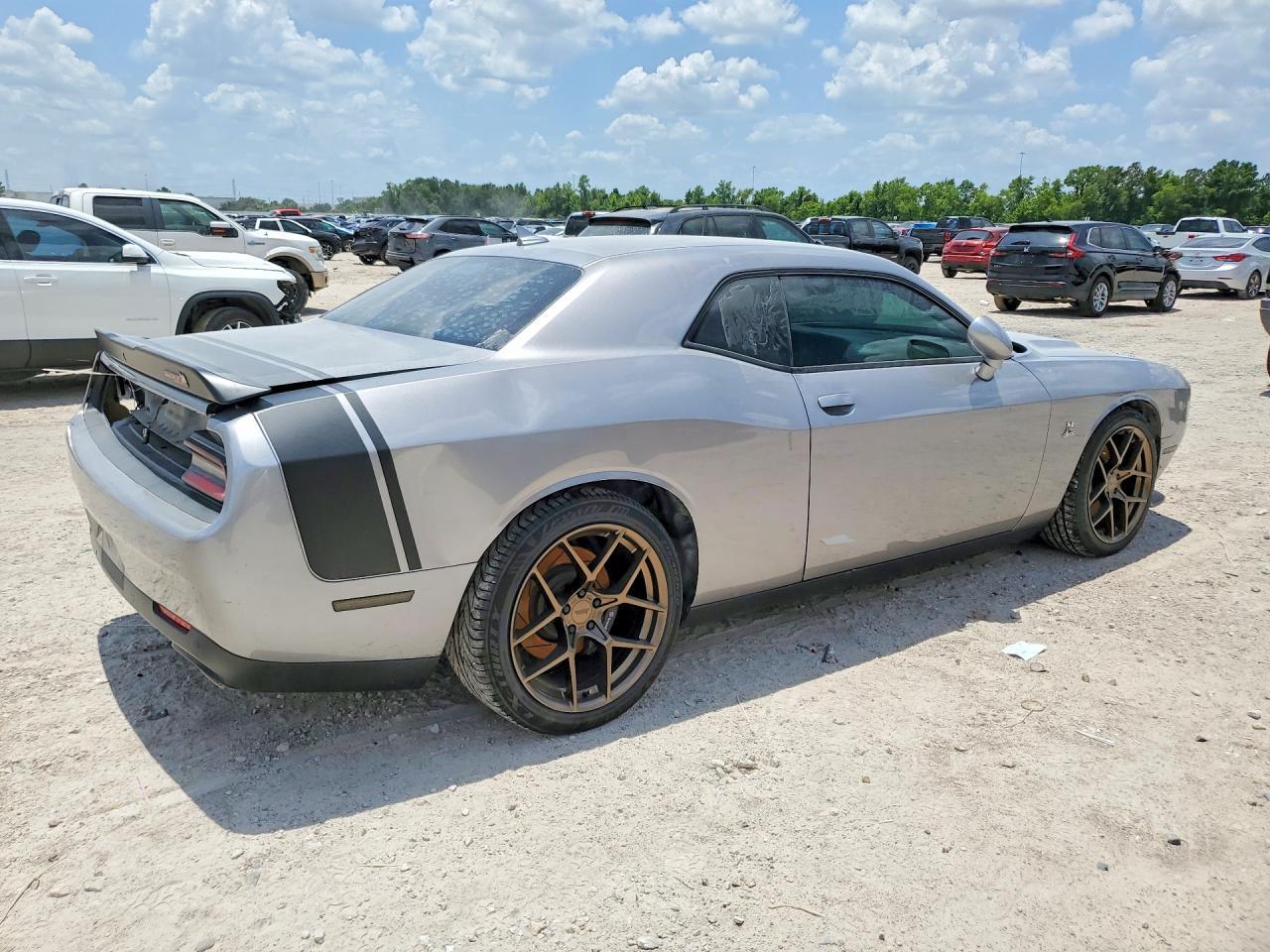 2018 Dodge Challenger R - zdjęcie 3