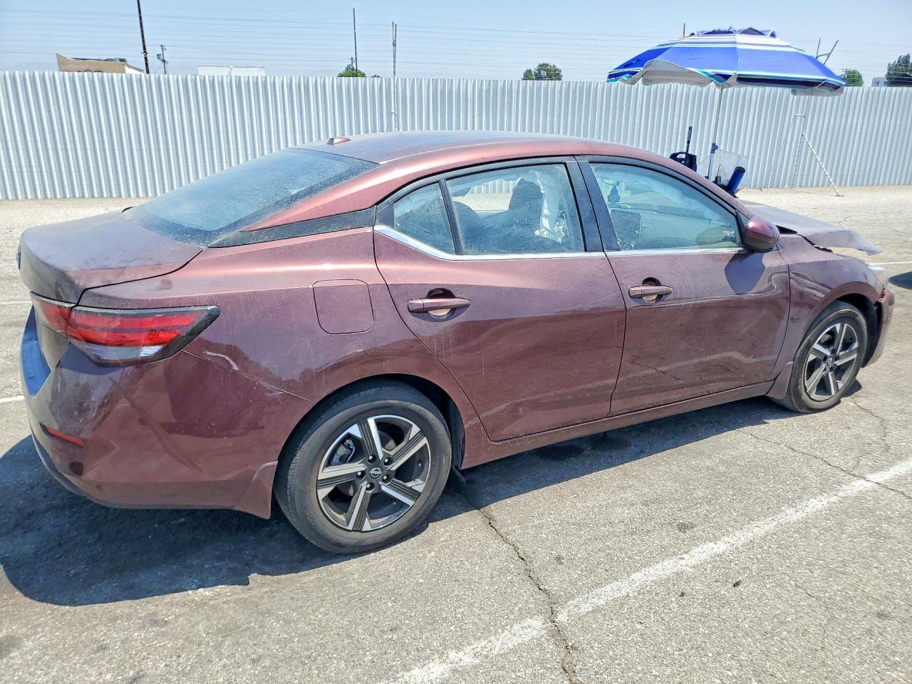 2025 Nissan Sentra Sv - zdjęcie 3