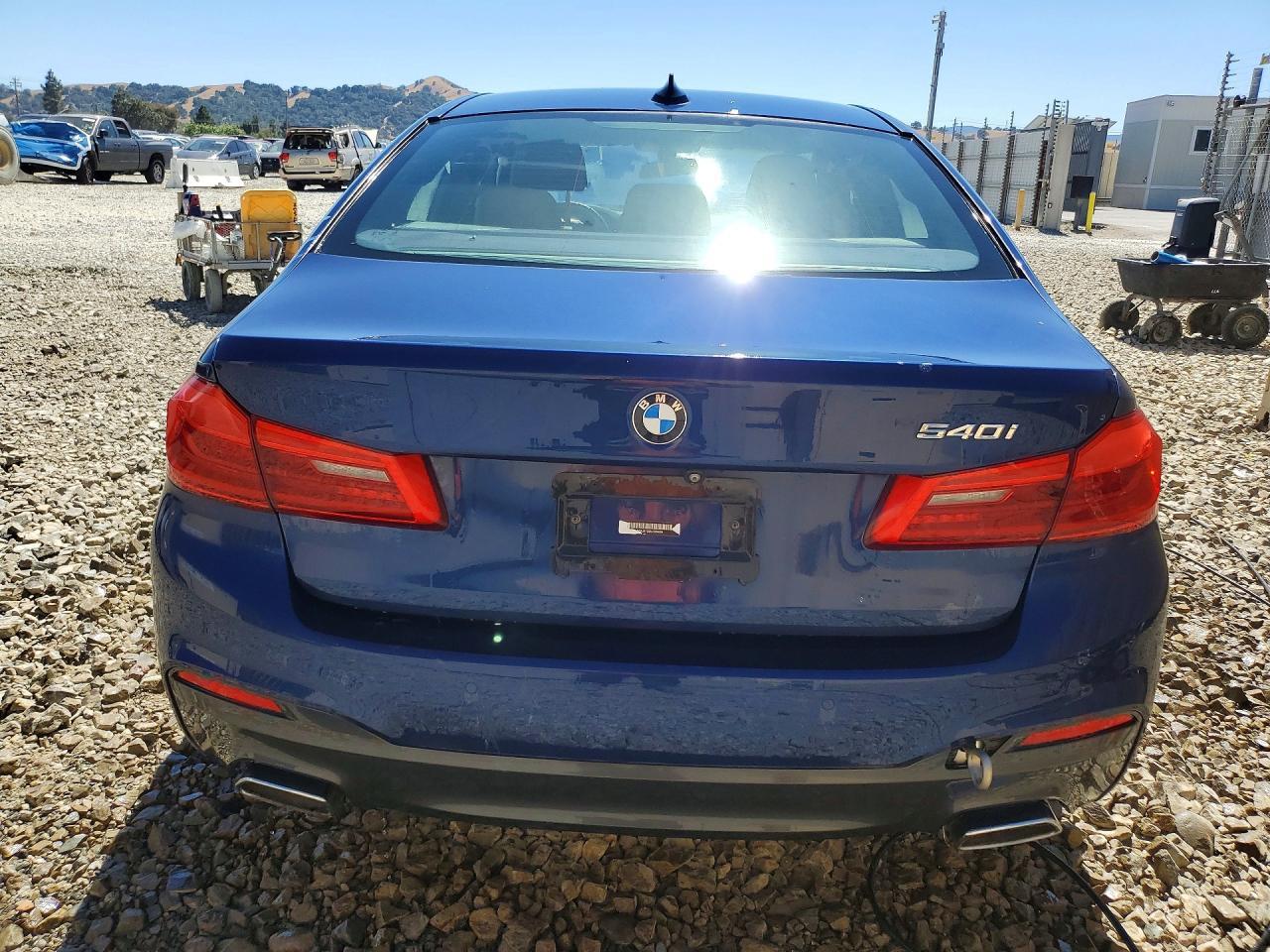 2020 BMW 540 I - zdjęcie 6