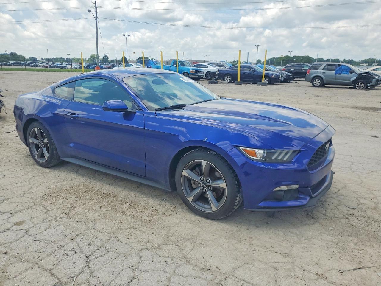 2015 Ford Mustang - zdjęcie 4