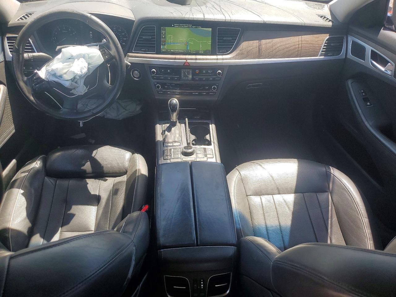 2015 Hyundai Genesis 3.8L - zdjęcie 8
