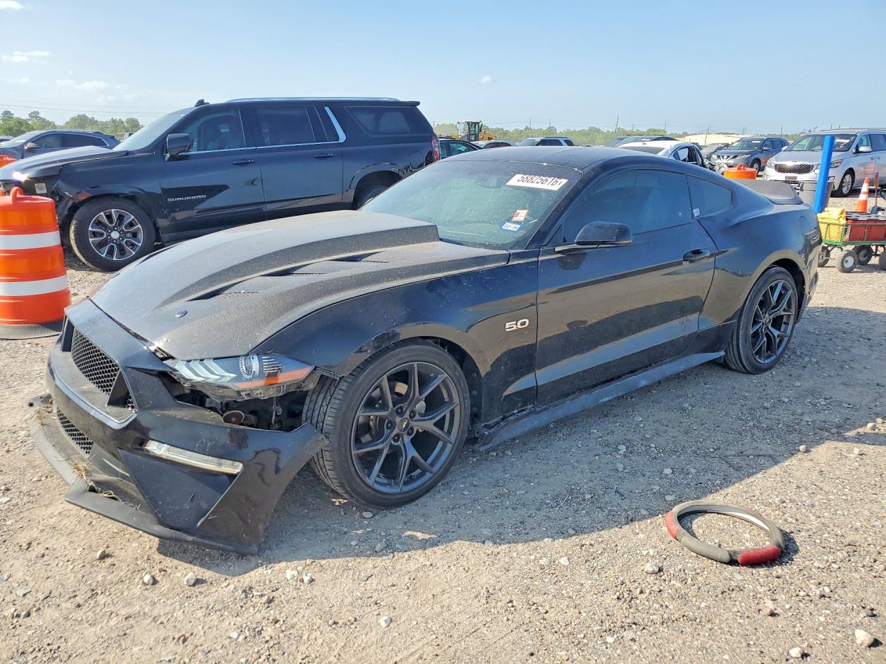 2019 Ford Mustang Gt - zdjęcie główne